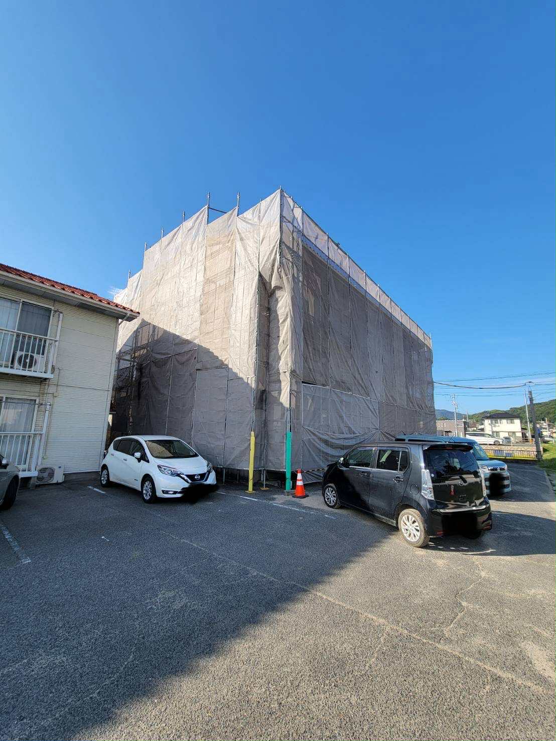 アパート足場組立の画像